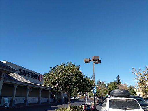 Grocery Store «Safeway», reviews and photos, 406 N Main St, Sebastopol, CA 95472, USA