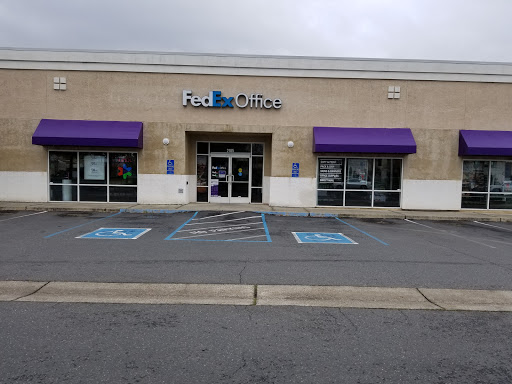 FedEx Office Print & Ship Center image