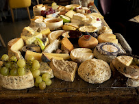 Photos du propriétaire du Restaurant gastronomique Le Restaurant du Château à Saint-Sernin-du-Bois - n°2