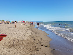Spiaggia Principina a Mare'in fotoğrafı imkanlar alanı