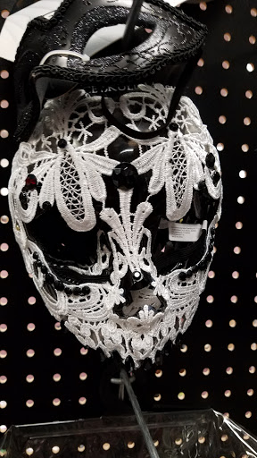 Home Goods Store «Tuesday Morning», reviews and photos, 6781 Hadley Rd, South Plainfield, NJ 07080, USA