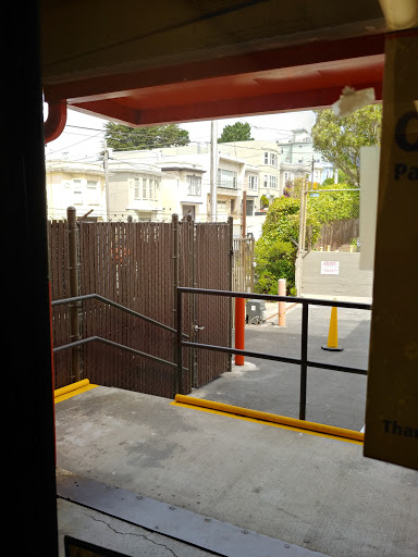 Self-Storage Facility «Public Storage», reviews and photos, 2690 Geary St, San Francisco, CA 94118, USA