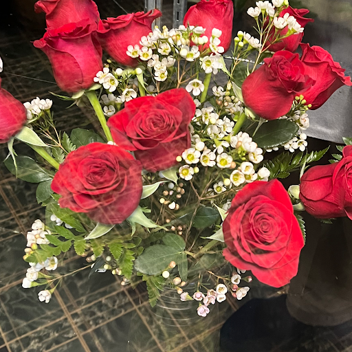 Florist «Fairview Flower Shop», reviews and photos, 1026 Sycamore Dr, Decatur, GA 30030, USA