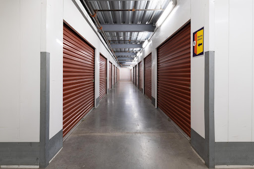 Self-Storage Facility «Public Storage», reviews and photos, 1351 Pomona Rd, Corona, CA 92882, USA