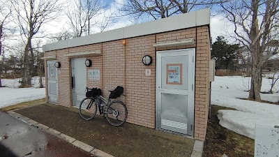 ひらの公園 公衆トイレ