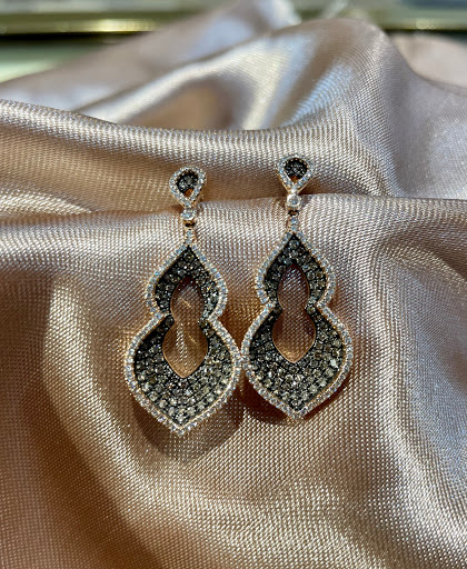 Jewelry Store «Dennis Jewelry», reviews and photos, 14701 San Pedro Ave, San Antonio, TX 78232, USA