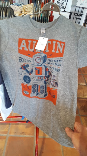 T-shirt shops in Austin