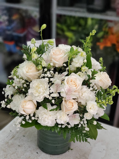 Gift Shop «Corona Florist», reviews and photos, 1258 Border Ave, Corona, CA 92882, USA