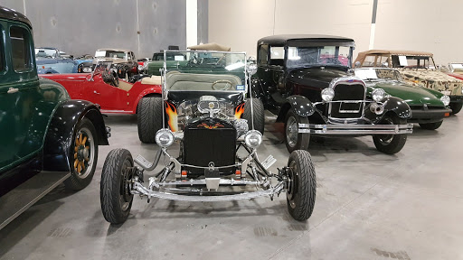 Used Car Dealer «Gateway Classic Cars of Dallas», reviews and photos, 1250 Mustang Dr #500, Grapevine, TX 76051, USA