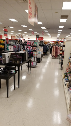 Department Store «T.J. Maxx», reviews and photos, 25 Robert Dr, South Easton, MA 02375, USA