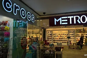 Metro Shoes image