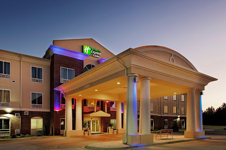 Holiday Inn Express & Suites Talladega, an IHG Hotel 240 Haynes St, Talladega, AL 35160