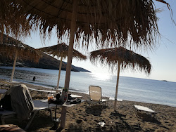 Paralia Ag. Dimitrios'in fotoğrafı uçurumlarla desteklenmiş