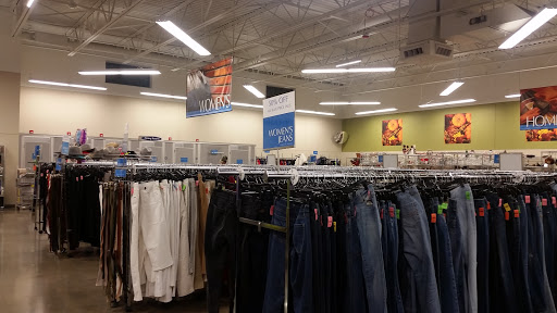 Thrift Store «Goodwill Store & Donation Center», reviews and photos, 5518 Touhy Ave, Skokie, IL 60077, USA