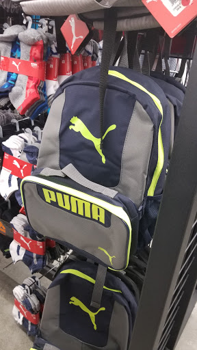 Outlet Store «VF Outlet», reviews and photos, 375 Faunce Corner Rd, North Dartmouth, MA 02747, USA