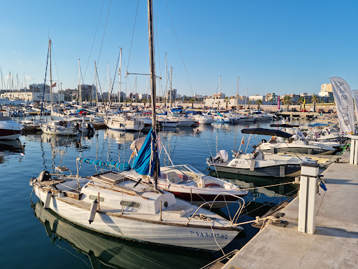 Puerto Deportivo Marina Salinas - P.º Vistalegre, s/n, Local 3 - 4, 03181 Torrevieja, Alicante