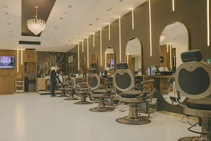 Amr Adel Hair Salon image