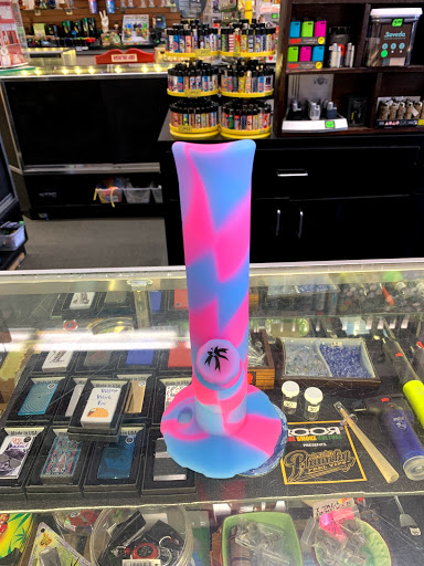 Tobacco Shop «Paraphernalia Boutique - Smoke Shop / Head Shop», reviews and photos, 4234 W Dunlap Ave, Phoenix, AZ 85051, USA