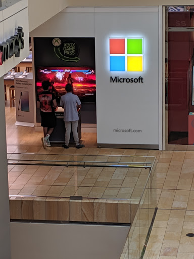 Computer Store «Microsoft Store», reviews and photos, 5015 Westheimer Rd A2421, Houston, TX 77056, USA