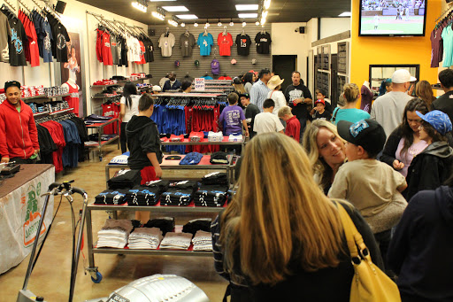 Clothing Store «Long Beach Clothing Co.», reviews and photos, 4218 Atlantic Ave, Long Beach, CA 90807, USA