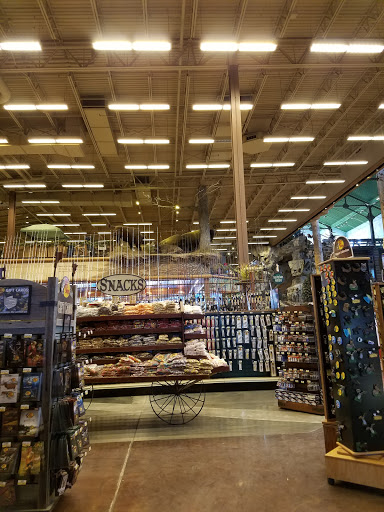 Sporting Goods Store «Bass Pro Shops», reviews and photos