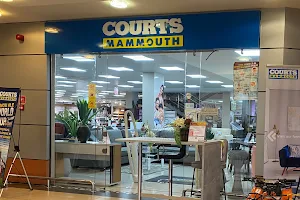 Courts Mammouth image