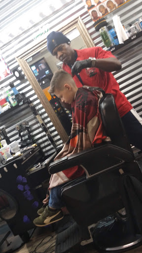 Barber Shop «Trimmers & Shears Barber Shop», reviews and photos, 2324 E Little Creek Rd, Norfolk, VA 23518, USA