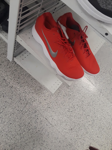 Clothing Store «Ross Dress for Less», reviews and photos, 550 John Ross Pkwy, Rock Hill, SC 29730, USA