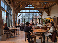 Atmosphère du Restaurant Le Doyenné à Saint-Vrain - n°20