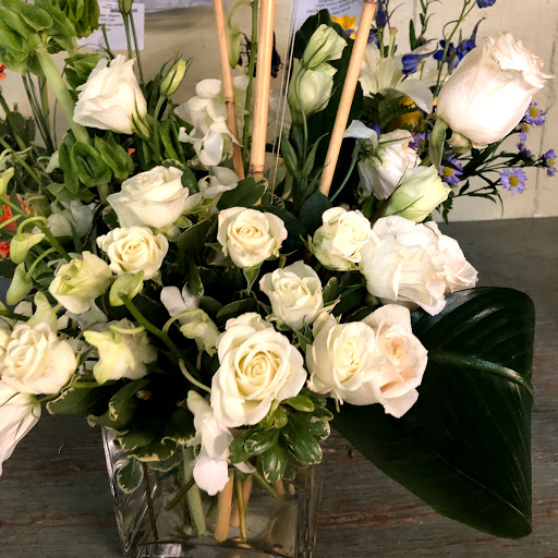 Florist «Fairview Flower Shop», reviews and photos, 1026 Sycamore Dr, Decatur, GA 30030, USA