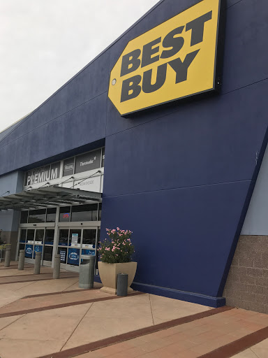 Electronics Store «Best Buy», reviews and photos, 2288 E Williams Field Rd, Gilbert, AZ 85295, USA