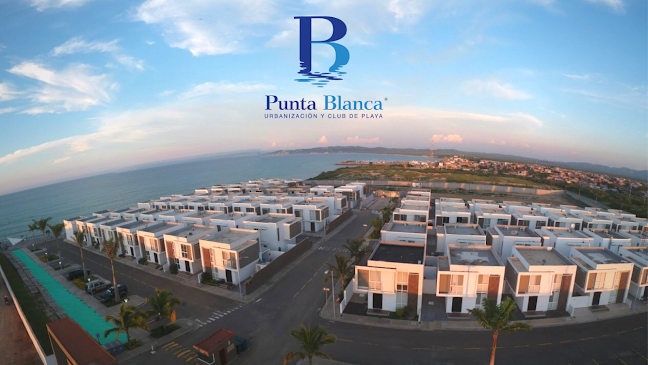 Comentarios y opiniones de Urbanización Punta Blanca y Club de Playa