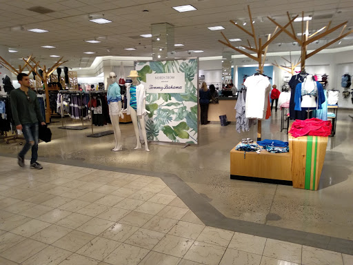 Department Store «Nordstrom Montgomery Mall», reviews and photos, 7111 Democracy Blvd, Bethesda, MD 20817, USA
