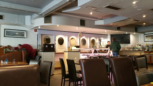 THE HOLY GRAIL Restaurant  Tapas & Cocktail Bar