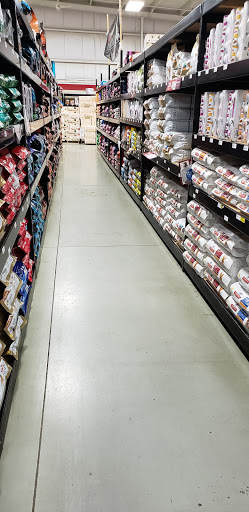 Pet Supply Store «Mounds Pet Food Warehouse», reviews and photos, 5350 King James Way, Fitchburg, WI 53719, USA