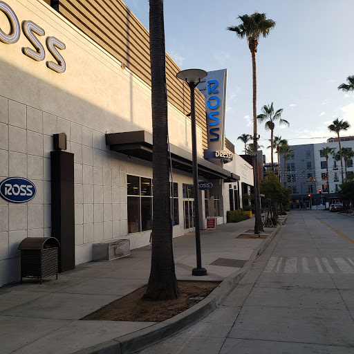 Clothing Store «Ross Dress for Less», reviews and photos, 350 The Promenade N, Long Beach, CA 90802, USA