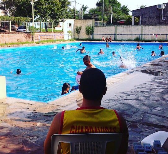 Opiniones de Piscina Municipal Ceibal en Salto - Gimnasio