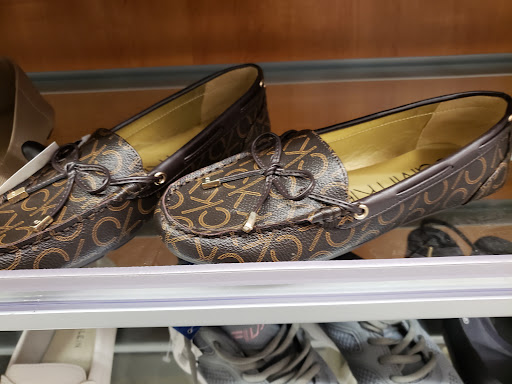 Department Store «T.J. Maxx», reviews and photos, 135 Universal Dr N, North Haven, CT 06473, USA