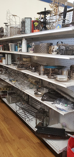 Thrift Store «St Vincent», reviews and photos, 310 Central Ave N, Kent, WA 98032, USA