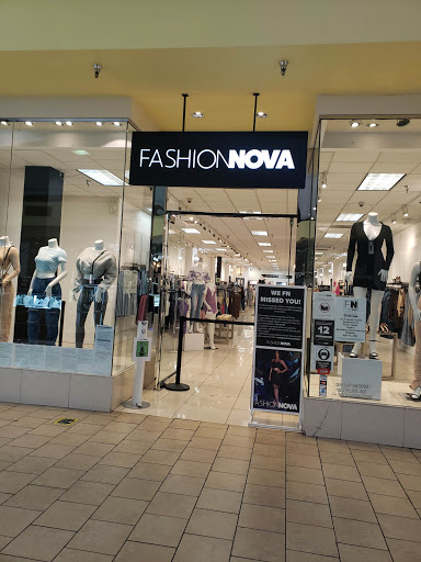 Shopping Mall «Panorama Mall», reviews and photos, 8401 Van Nuys Blvd, Panorama City, CA 91402, USA