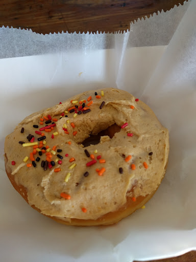 Donut Shop «The Dancing Donut», reviews and photos, 1134 E 54th St G, Indianapolis, IN 46220, USA