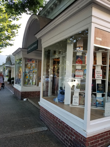 Book Store «BookHampton LLC», reviews and photos, 41 Main St, East Hampton, NY 11937, USA