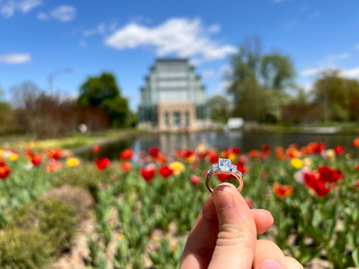 Jewelry Store «Clayton Jewelers», reviews and photos, 143 Carondelet Plaza, Clayton, MO 63105, USA