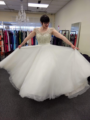 Bridal Shop «Bride To Be Consignment», reviews and photos, 8925 Penn Ave S, Bloomington, MN 55431, USA