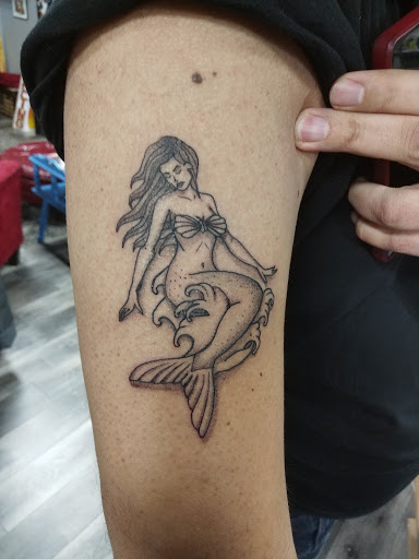 Tattoo Shop «Warrior Tattoo Studio», reviews and photos, 83 NE Carefree Ln, Waukee, IA 50263, USA