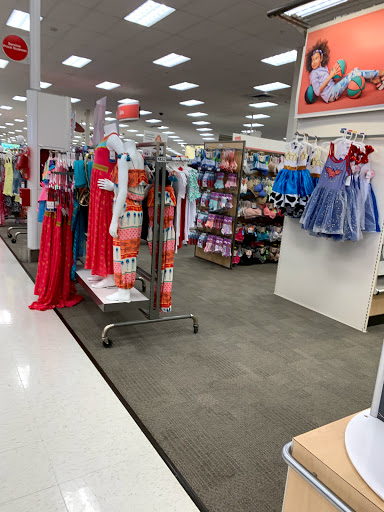 Department Store «Target», reviews and photos, 605 Boston Post Rd E, Marlborough, MA 01752, USA