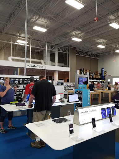 Electronics Store «Best Buy», reviews and photos, 290 S Broadway Unit E, Salem, NH 03079, USA
