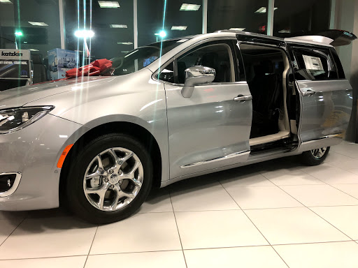 Car Dealer «Chrysler Jeep Dodge City of McKinney», reviews and photos, 700 S Central Expy, McKinney, TX 75070, USA