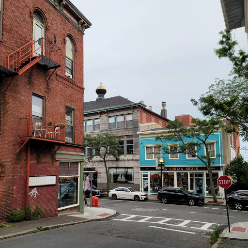 Mark Adrian Shoes, 103 Main St, Gloucester, MA 01930, USA, 