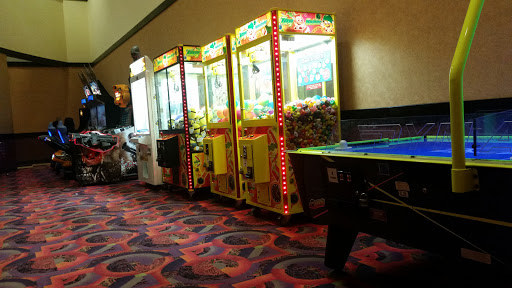 Movie Theater «Regal Cinemas McDonough 16», reviews and photos, 115 Foster Dr, McDonough, GA 30253, USA